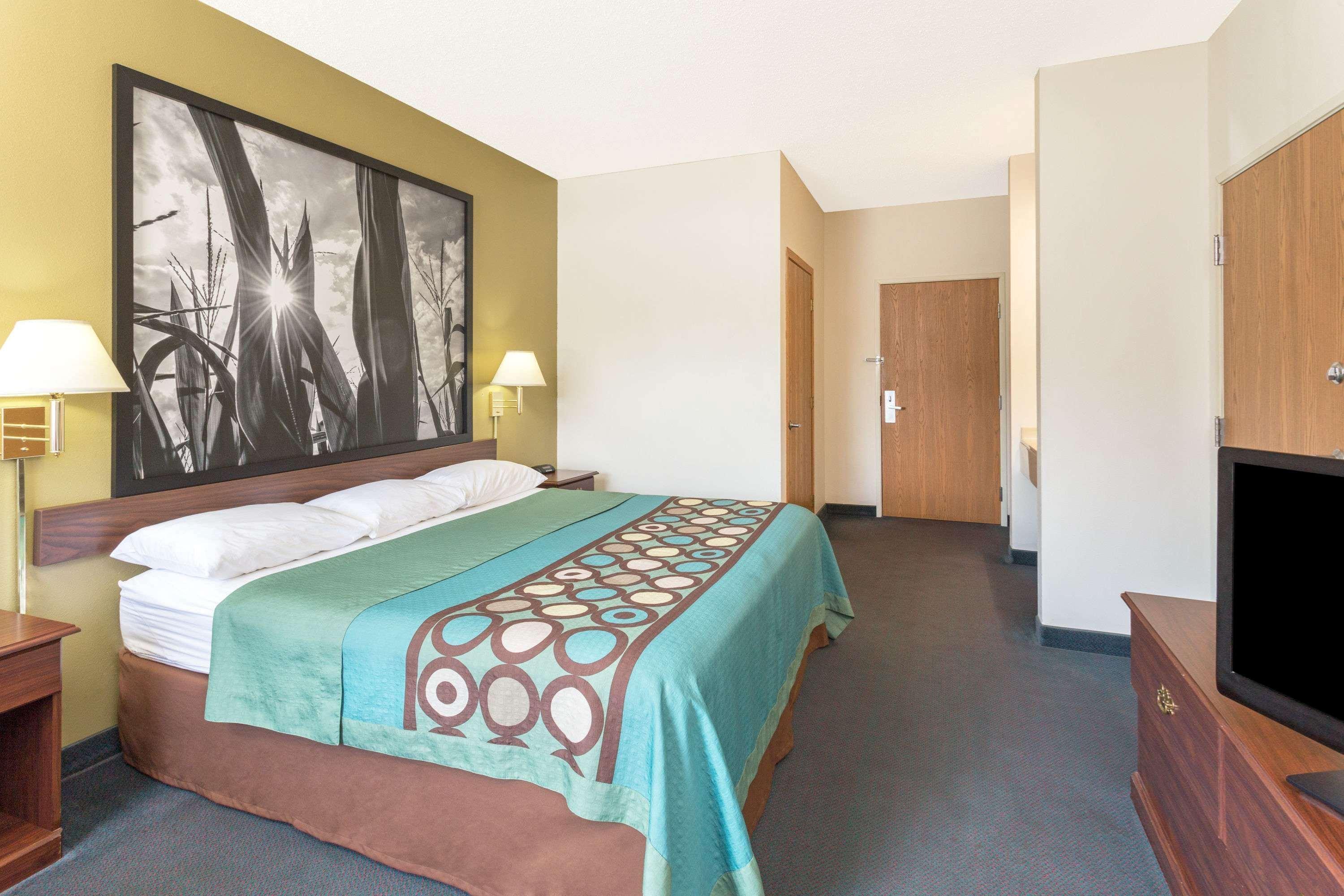 Super 8 By Wyndham Cresco Ia Hotel Buitenkant foto